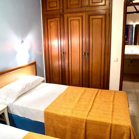 One Bedroom,Pool, Playa Cercana, Free Wifi In Common Areas, Tenerife Costa Adeje (Tenerife)