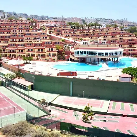 One Bedroom,Pool, Playa Cercana, Free Wifi In Common Areas, Tenerife Costa Adeje (Tenerife)