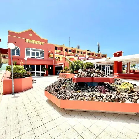 One Bedroom,Pool, Playa Cercana, Free Wifi In Common Areas, Tenerife