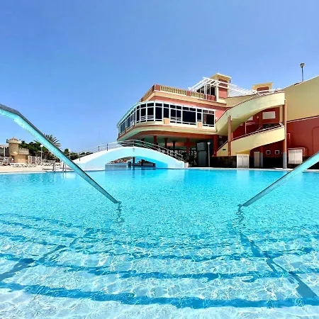 One Bedroom,Pool, Playa Cercana, Free Wifi In Common Areas, Tenerife